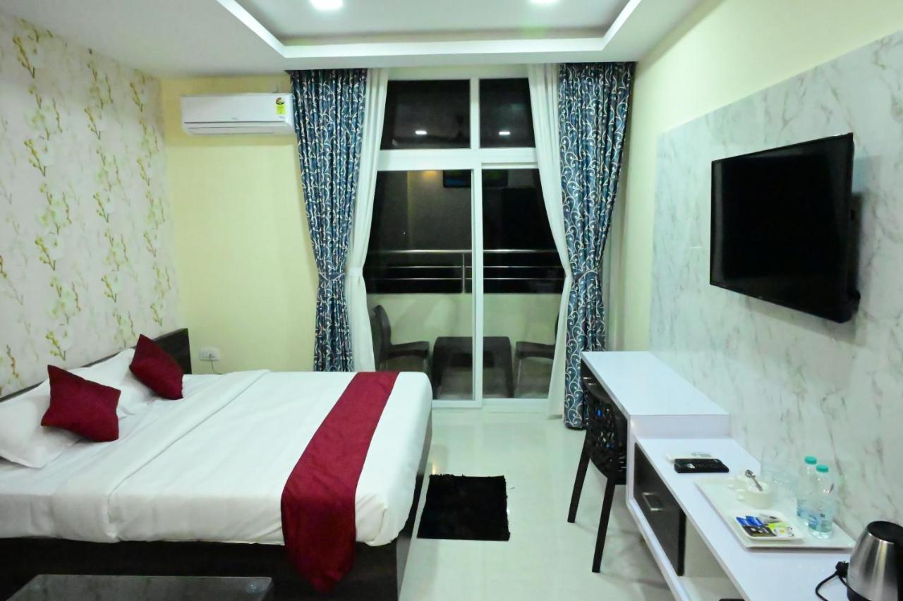 Sunshine International Boarding & Lodging Belur  Zewnętrze zdjęcie